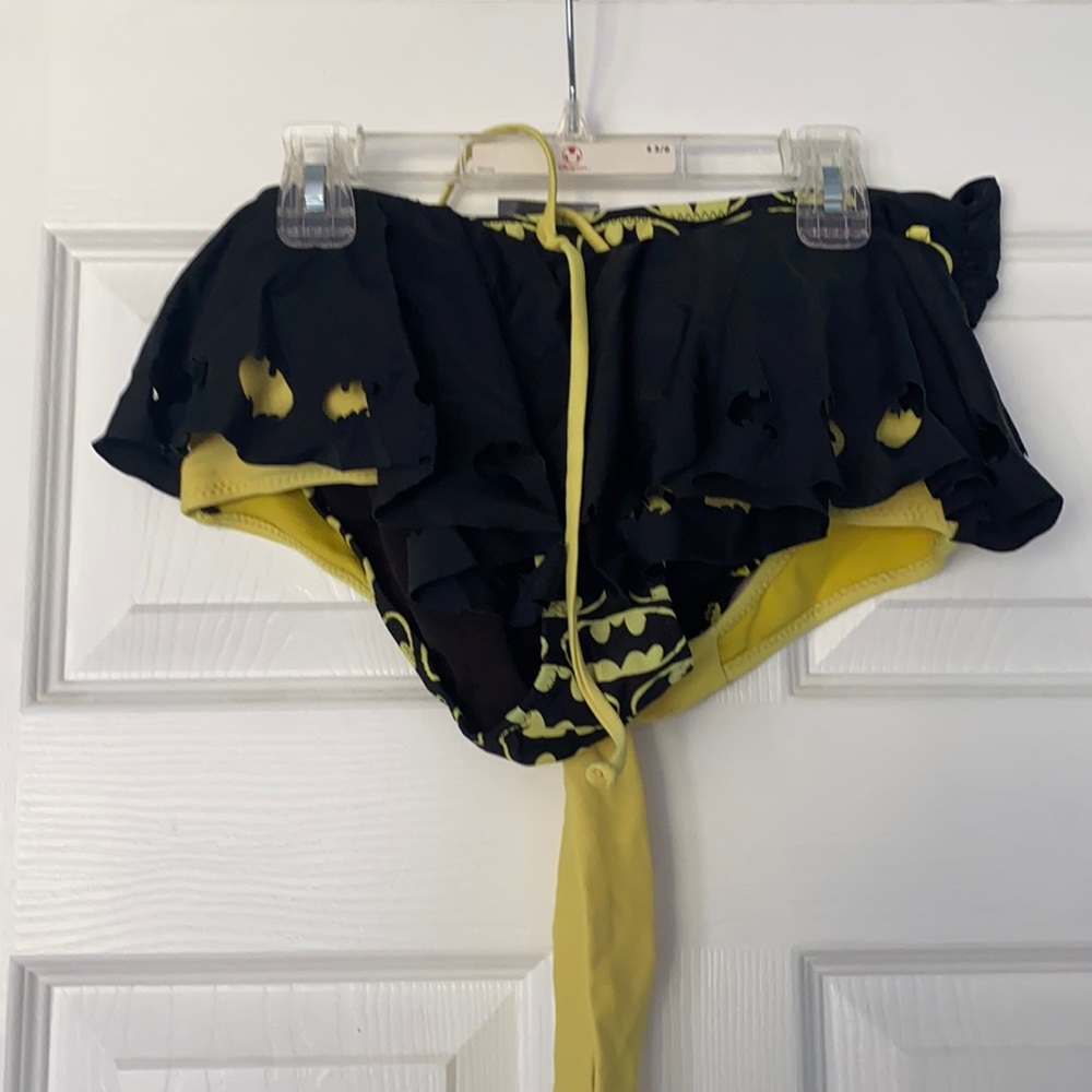 Hot topic bathing suit. Size large.